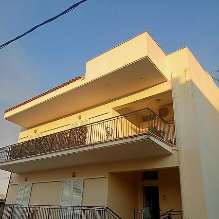 Апартаменты Όμορφο Και Ευρύχωρο Διαμέρισμα Με Θέα! Нафплион Экстерьер фото