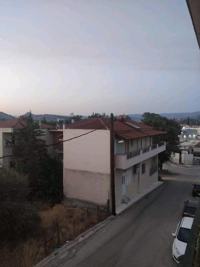 Апартаменты Όμορφο Και Ευρύχωρο Διαμέρισμα Με Θέα! Нафплион Экстерьер фото